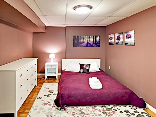 4 Bedrooms Country Home image 19